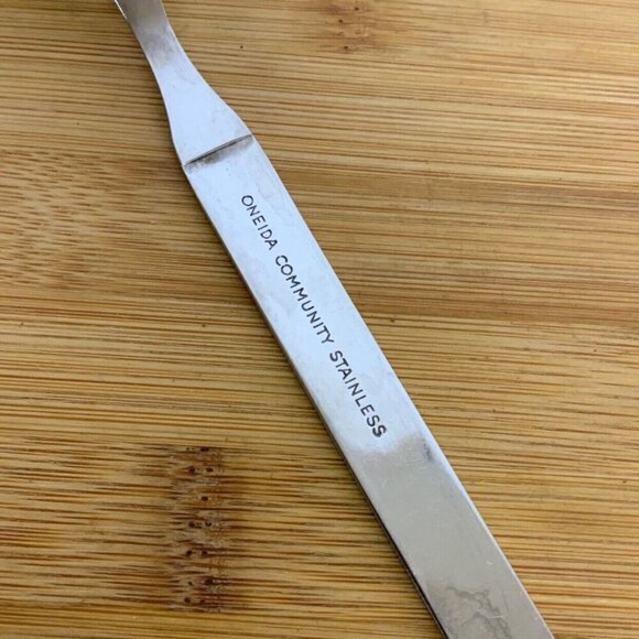Oneida Community Isabella Pierced Serving Spoon Stainless Steel Betty Crocker - Picture 4 of 4